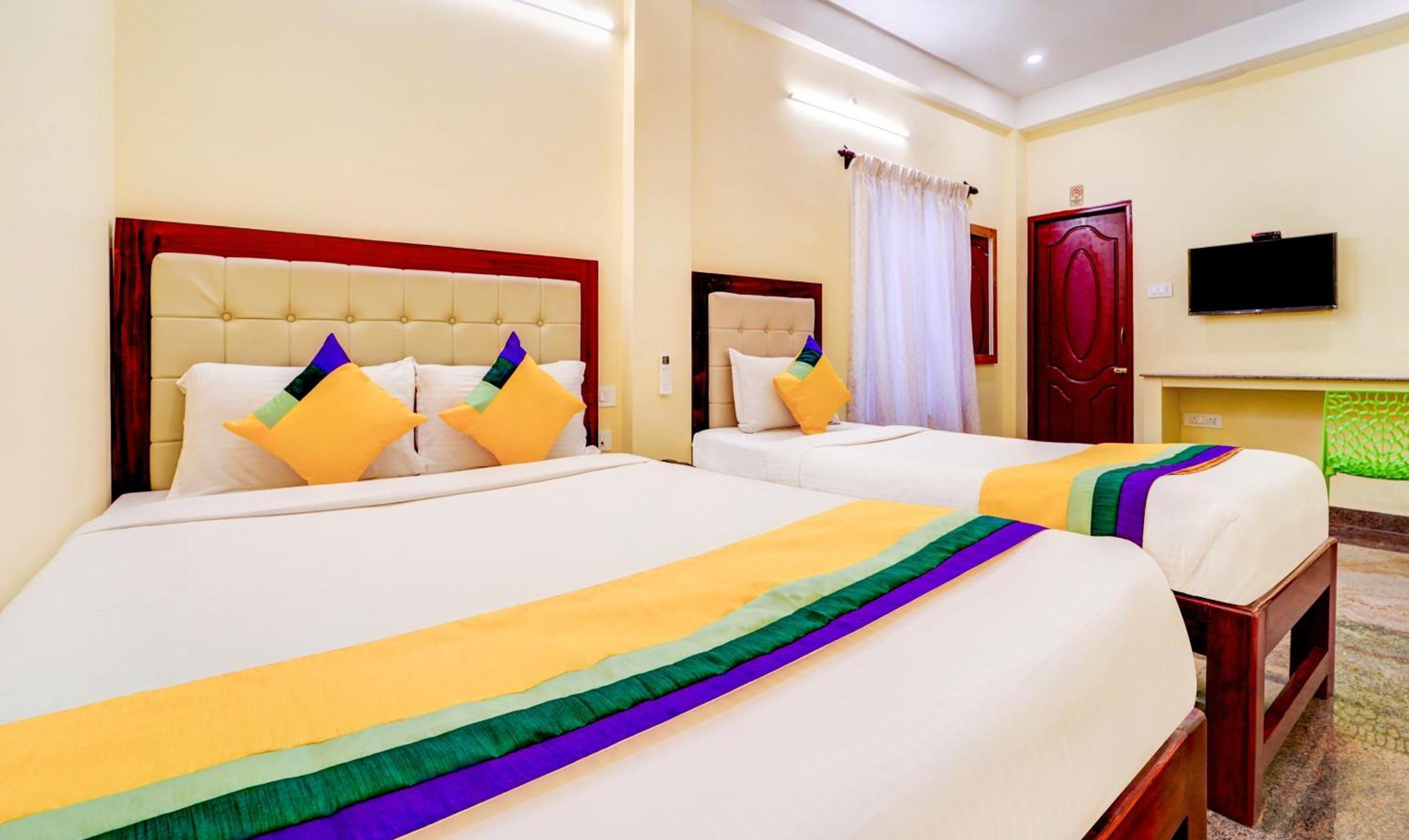 Treebo Trip Prakasam Residency Puducherry Exterior foto