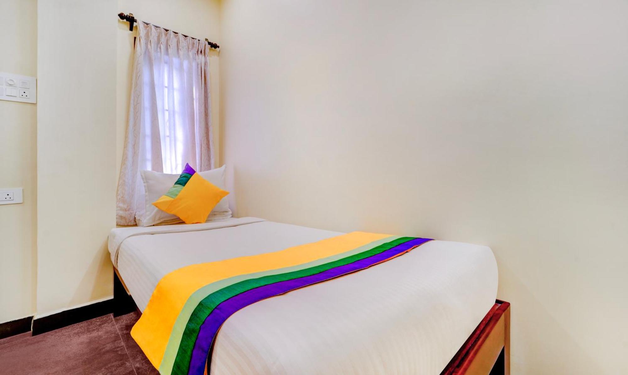 Treebo Trip Prakasam Residency Puducherry Exterior foto